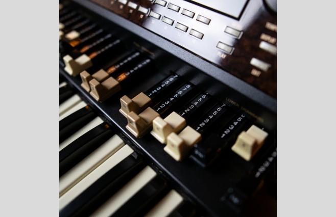 Used Hammond XT100 Organ All Inclusive Top Grade Package (SN:98010147) - Image 12